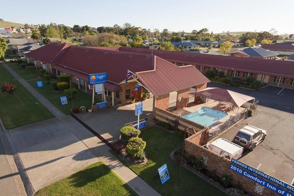 Parkes International汽车旅馆 外观 照片
